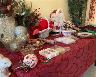 More Christmas decorations