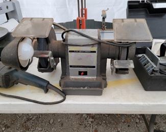 Bench grinder