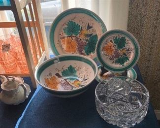 Dining room 
Italy serving pieces