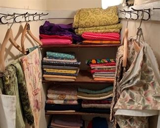 Linens bedroom 
Vintage fabric, barkcloth fabric