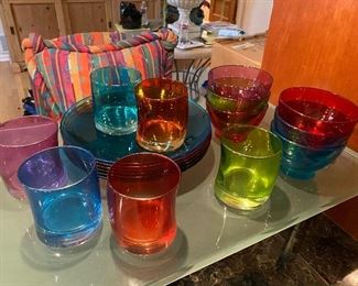 BUY IT NOW! $40 Leonardo Germany "Swing" multi colored glass dish set includes (6)9.75" plates, (6) berry/dessert bowls, (6) curved DOF glasses