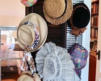 Many vintage hats