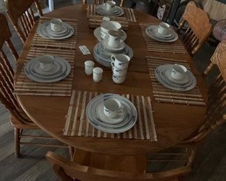 Lenox China Poppies on blue pattern 