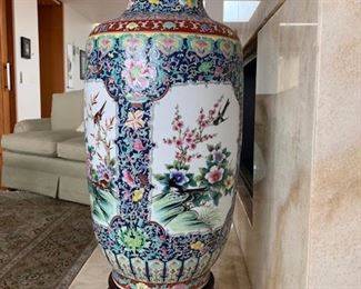 Large Chinese Vase - 
