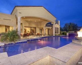 Lots of patio items at this sale.