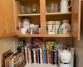 Cookbooks, Tea Pots, Tea Brewer, Starbucks, Gevalia 