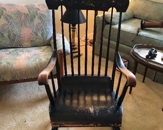 Antique Rocking chair