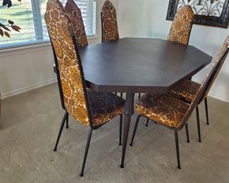 MCM Watertown Slide dining table with 6 MCM Virtue chairs