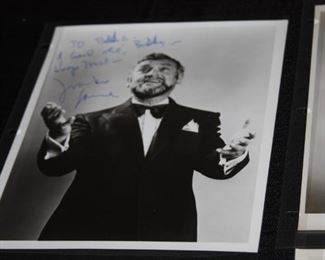 Celebrity pictures and autographs