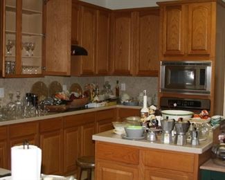 lots of kitchenware