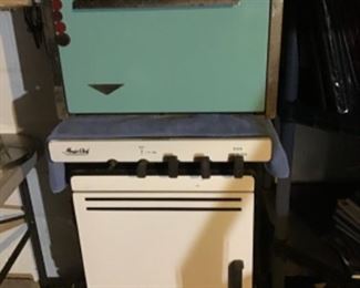 Magic Chef Enamel Range