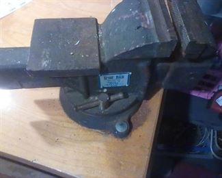 Heavy duty vice