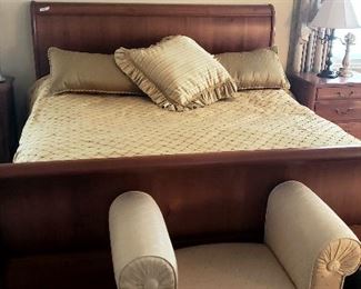 Ethan Allen bed complete & two night stands with lamps