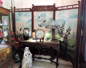 VICTORIAN SCREEN