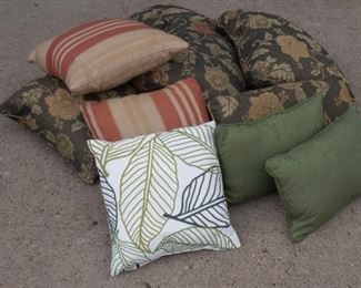 Lot of designer pillows