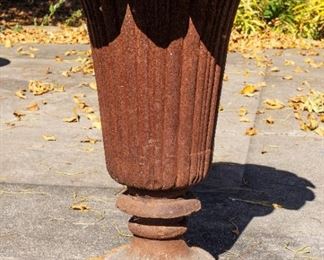 Cast Iron Tulip Vase Planter