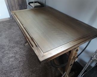Drawing table desk