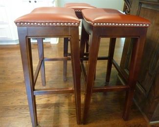 3 Fabulous bar stools