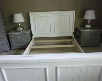 White Bed - Full size