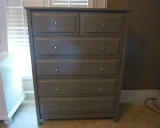 Tall gray 6 drawer dresser with glass knobs