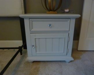 Young American by Stanley small bed side table with glass knobs