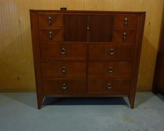 Ethan Allen Dresser...Fabulous!