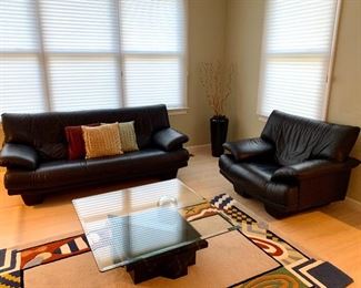 This set is impeccable condition.