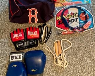 Item 147:  Lot of gym items: $28