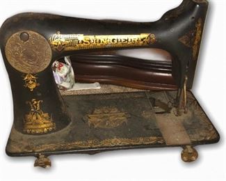 Antique Singer sewing machine (no base)