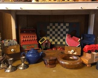Tom Thumb cash resgister,depression glass, country decor
