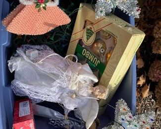 Vintage Tree Toppers and Decor $25