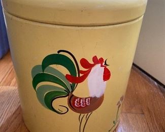 Vintage Nesting Canaster Set $25