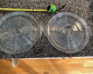 2 Manhattan Platters $42