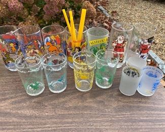 Vintage Flintstones, Snow White and other novelty glasses $50