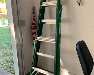 #37	Louisville 6' Fiberglass ladder	 $40.00 
