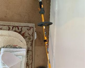 #39	Ryobi CS26 weed eater	 $25.00 
