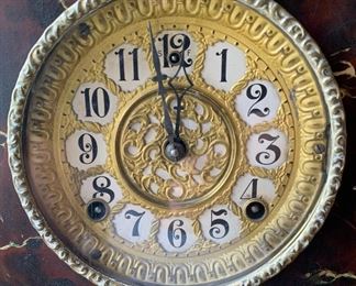 Antique Gilbert Faux Marble Mantel Clock	11.5x11.5x5ibn	HxWxD