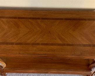 Traditional Carved Hardwood Console Table 30x51x19.5in HxWxD