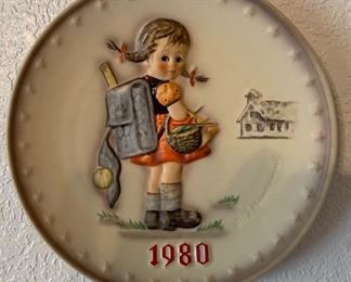 Lot of 7 Hummel Plates 1978 -1984	7.5in Diameter	