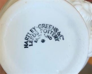 4pc Hartley Greens Leeds Pottery Tea/Coffee Set	Tea: 10.5x7x5in	
