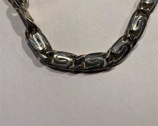 Sterling Silver 24 in. “S” shaped link necklace