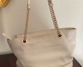 Michael Kors Tan Pebble Leather Purse Gold Chain	9x15x7in