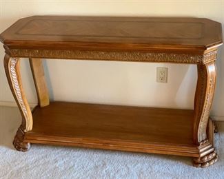 Traditional Carved Hardwood Console Table	30x51x19.5in	HxWxD
