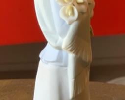 Lladro Figurine 4650 Calla Lilly 9x2.5x3in HxWxD