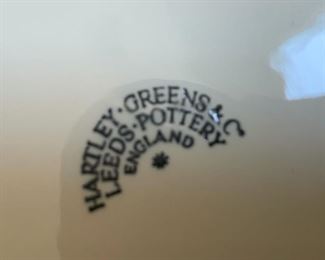 4pc Hartley Greens Leeds Pottery Tea/Coffee Set	Tea: 10.5x7x5in	