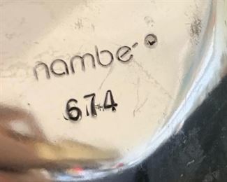 Nambe Bow Tie Centerpiece bowl 674	3x17.5x9.75in	HxWxD