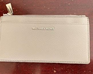 Michael Kors Pebble Leather Slim Card Case	3.5x7x.5in
