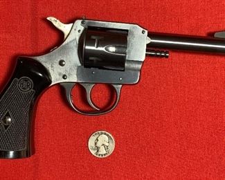 Harrington and Richardson H&R Model 732 32 S&W Revolver		
