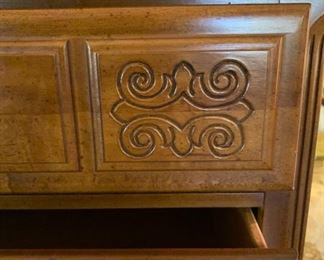 Sumter Cabinet Co Vintage 5-Drawer Dresser	51x38x19in	HxWxD
