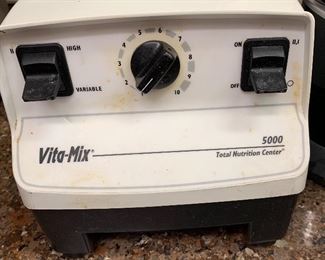 Vitamix 5000 VM0103 Blender		
